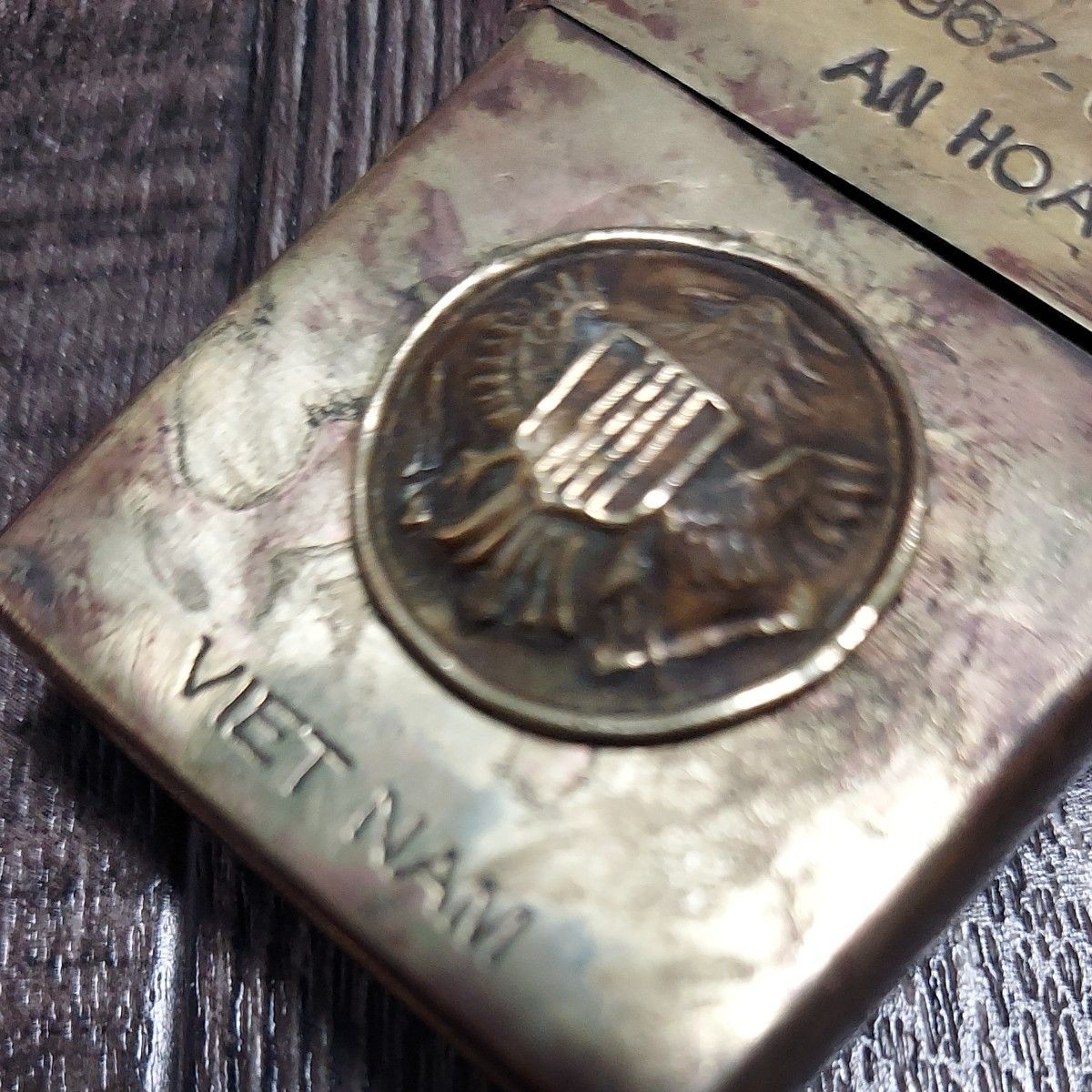 Zippo lighter items ZIPPO VIETNAM 1967 68 American National Emblem