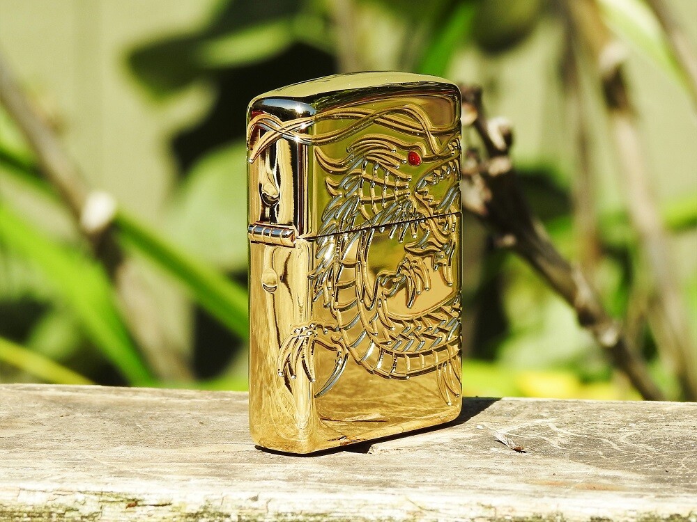Zippo Lighter – Chinese Dragon – 360 Degrees Multi-Cut Armor Case – Gold Plated