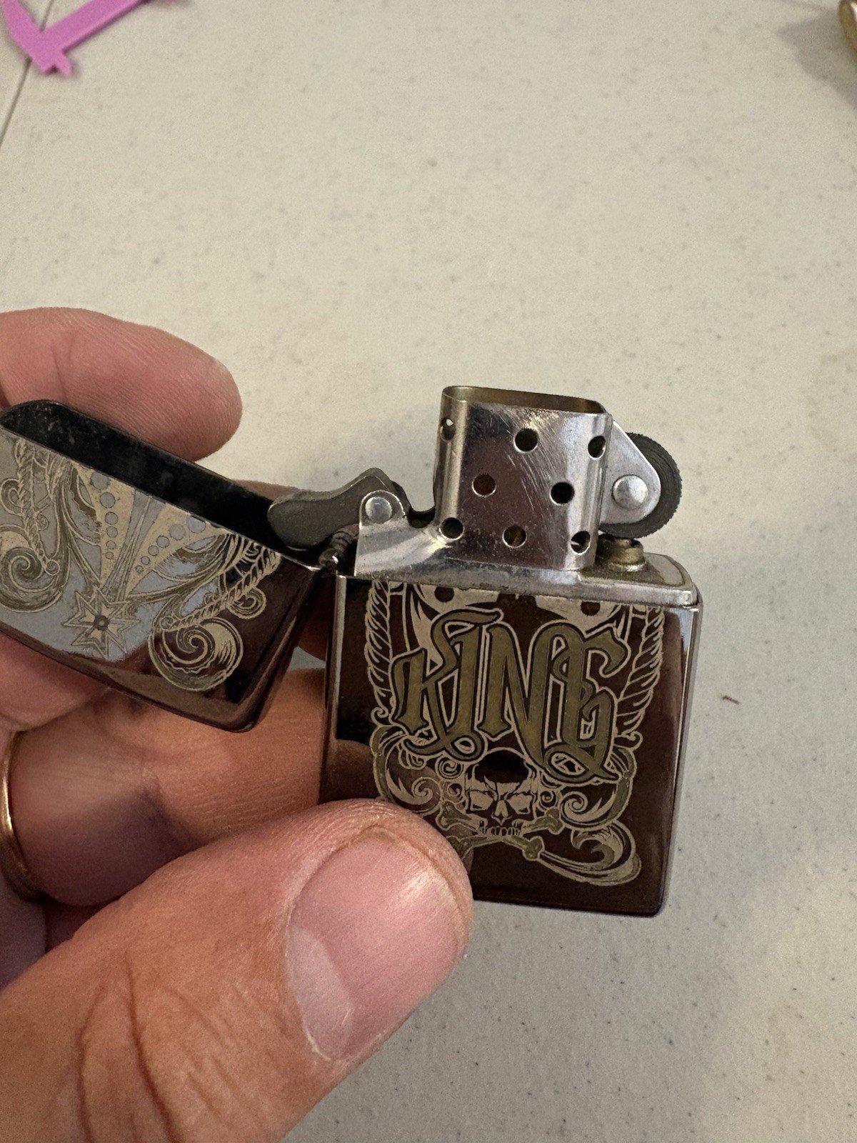 2015 Zippo Lighter: Engraved “King” – Black Ice Gum Metal Color
