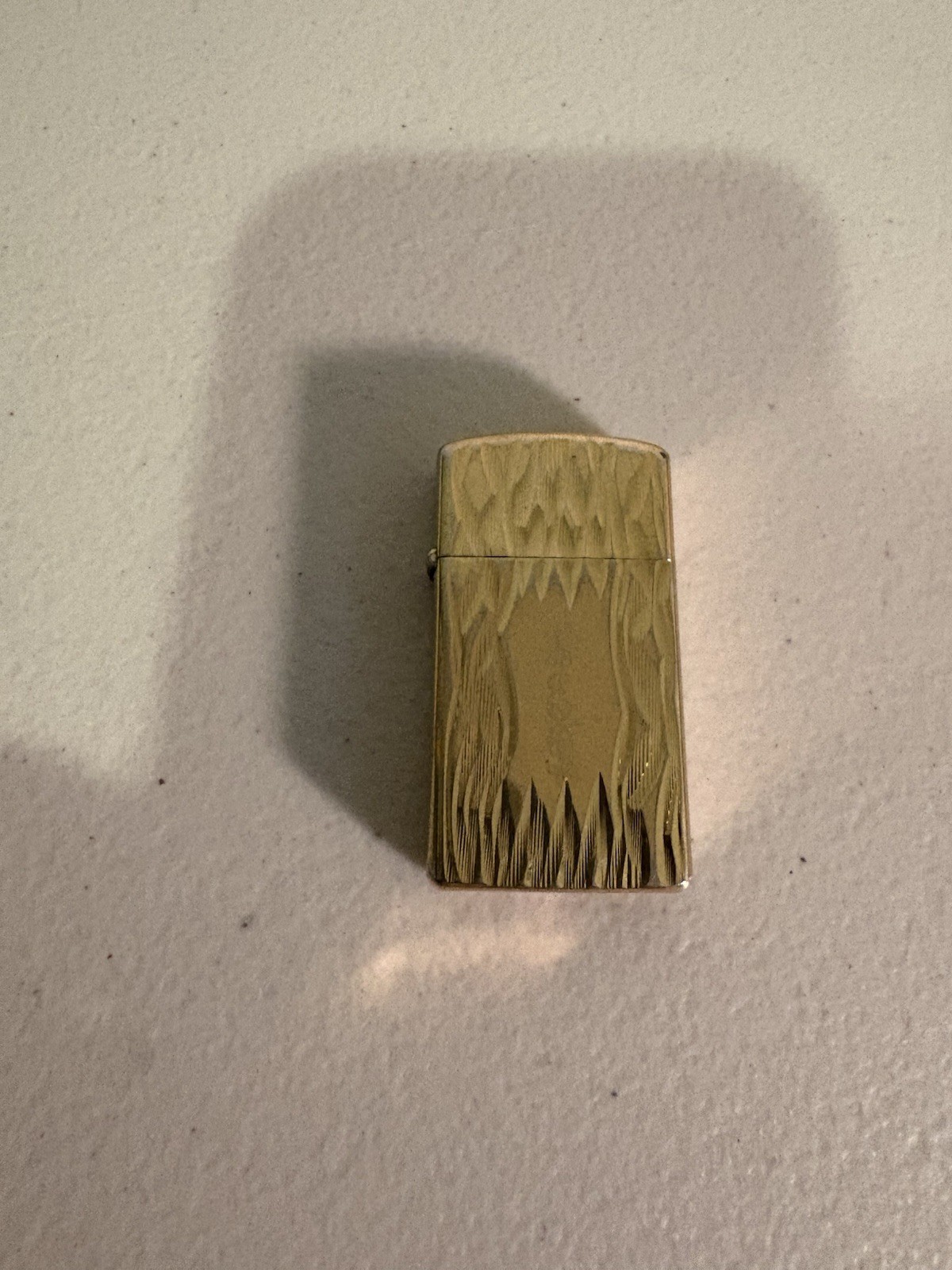 Zippo Gold Vertical Bark Lighter Untested