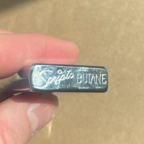 Vintage Scripto Butane Lighter Good Condition (Not working) 1 1/4″ X 2 1/2 „