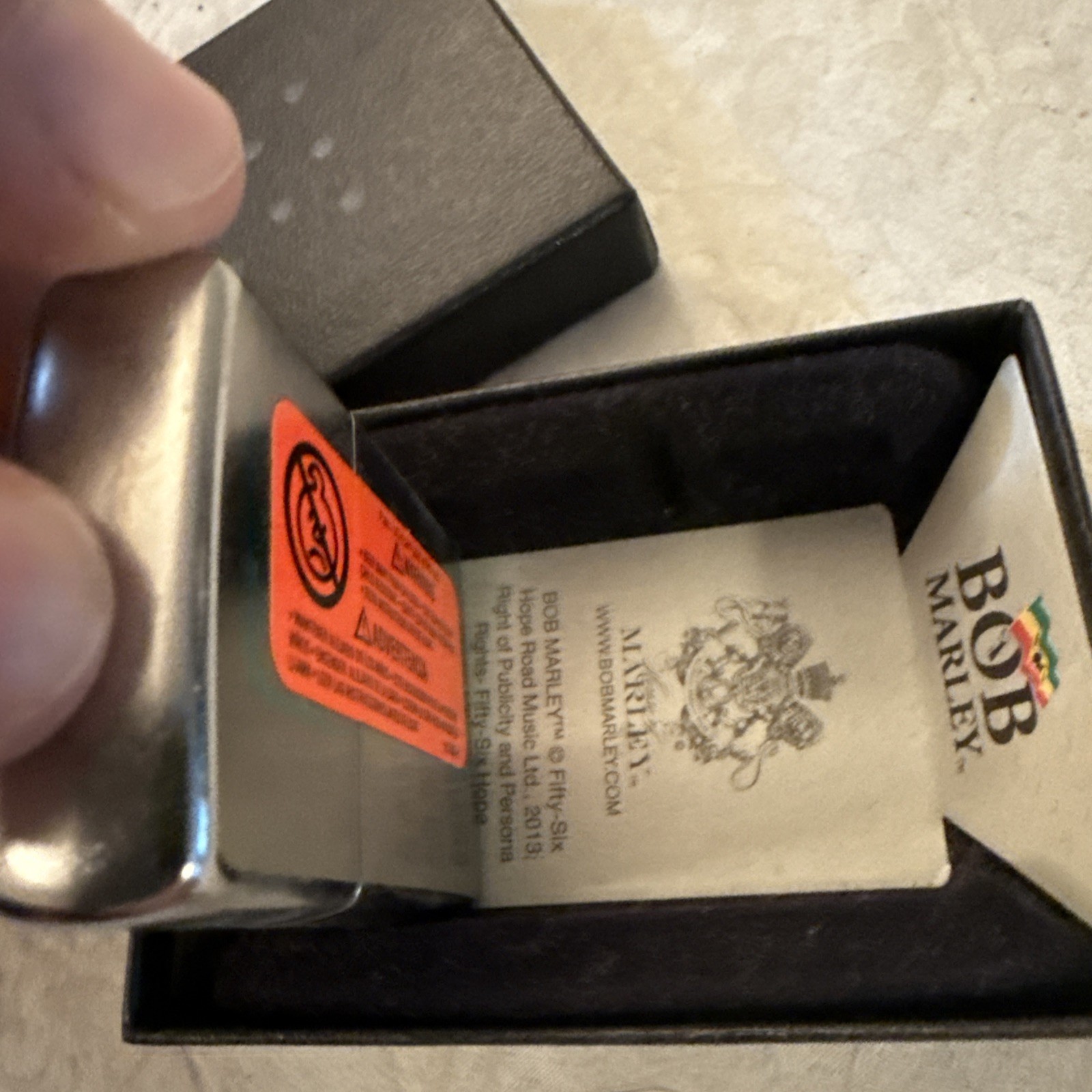 Zippo Bob Marley Portrait Street Chrome 28488 NIB orange sticker sealed
