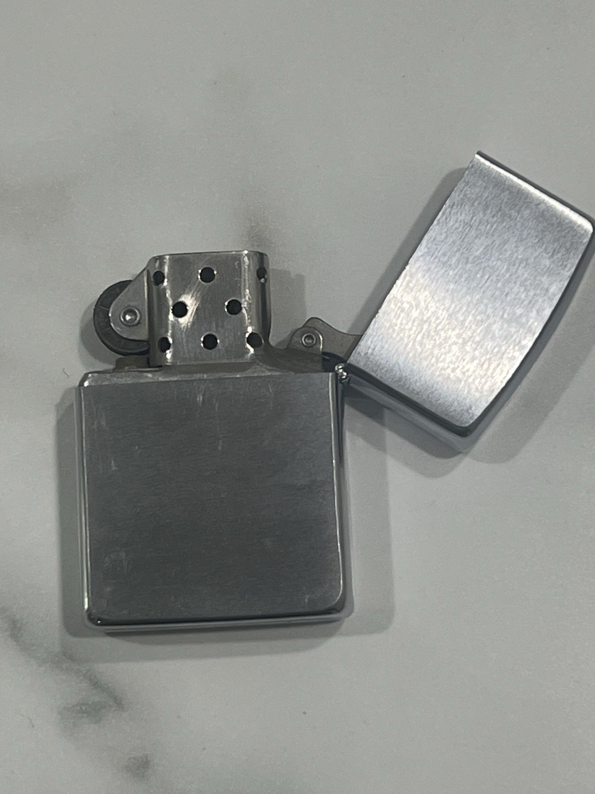 1995 Zippo – English Pointer Scene – MINT No Box RARE