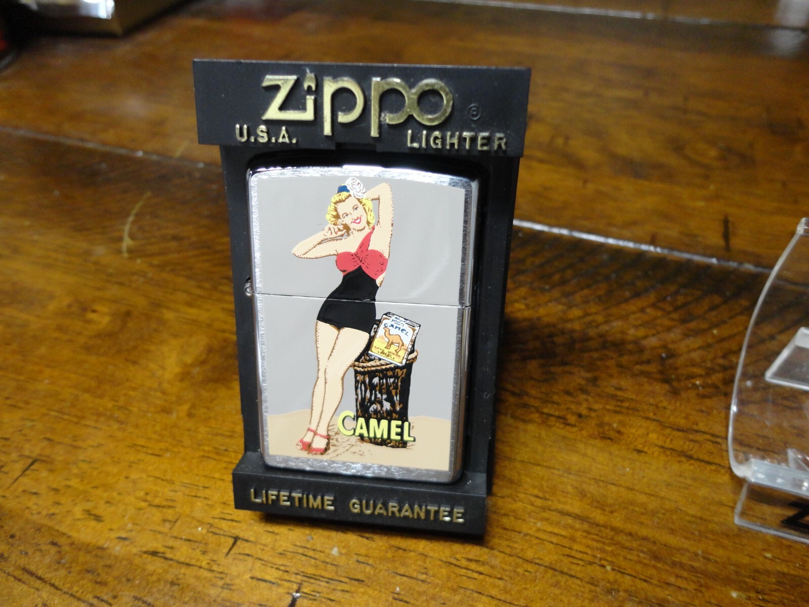 CAMEL CIGARETTES BATHING BEAUTY PINUP GIRL ZIPPO LIGHTER MINT IN BOX 1997