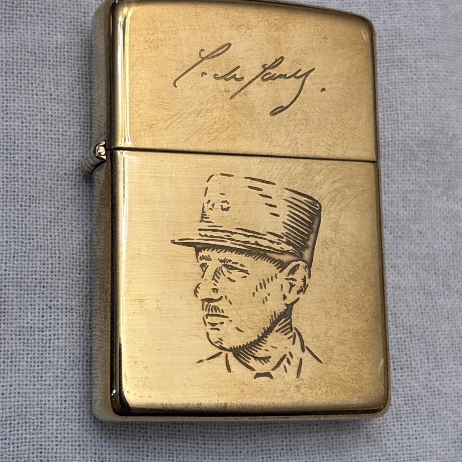 New 1994 ZIPPO Lighter D-Day WWII Normandy Allied Hero GENERAL CHARLES DE GAULLE