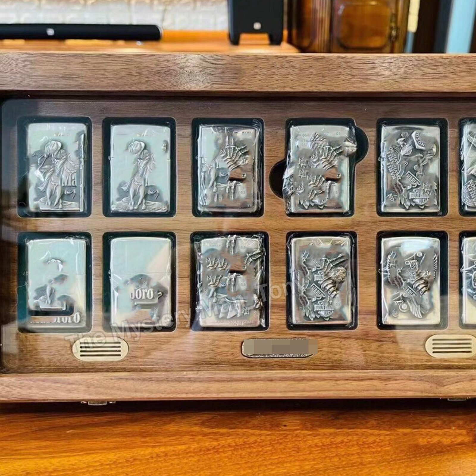 12 Slot Black Walnut Collection Display Case – For Zippo Lighters