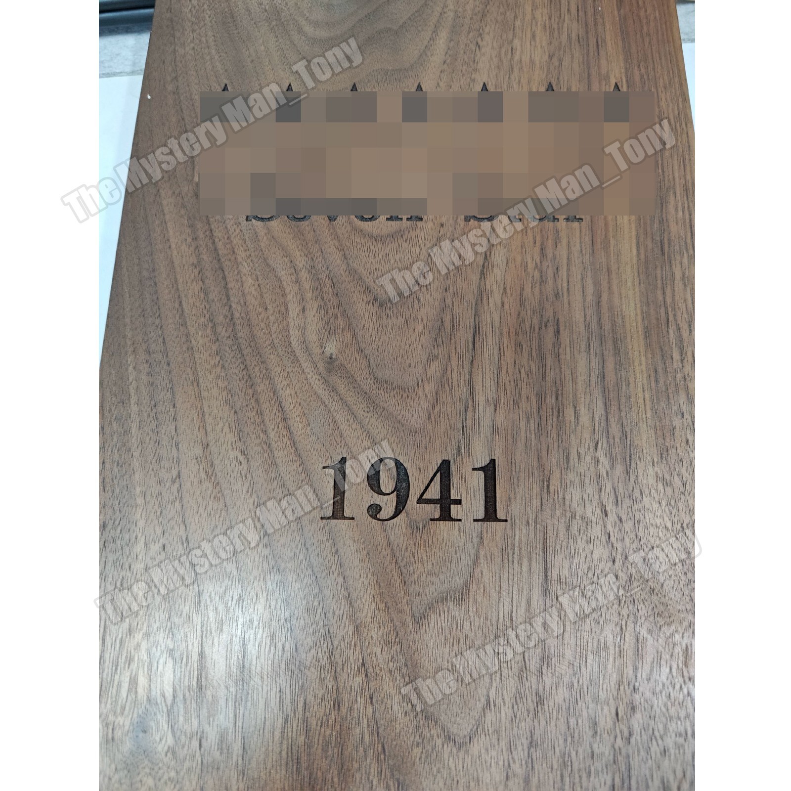 16 Slot Black Walnut Lighters Collection Display Case – for Zippo Lighters