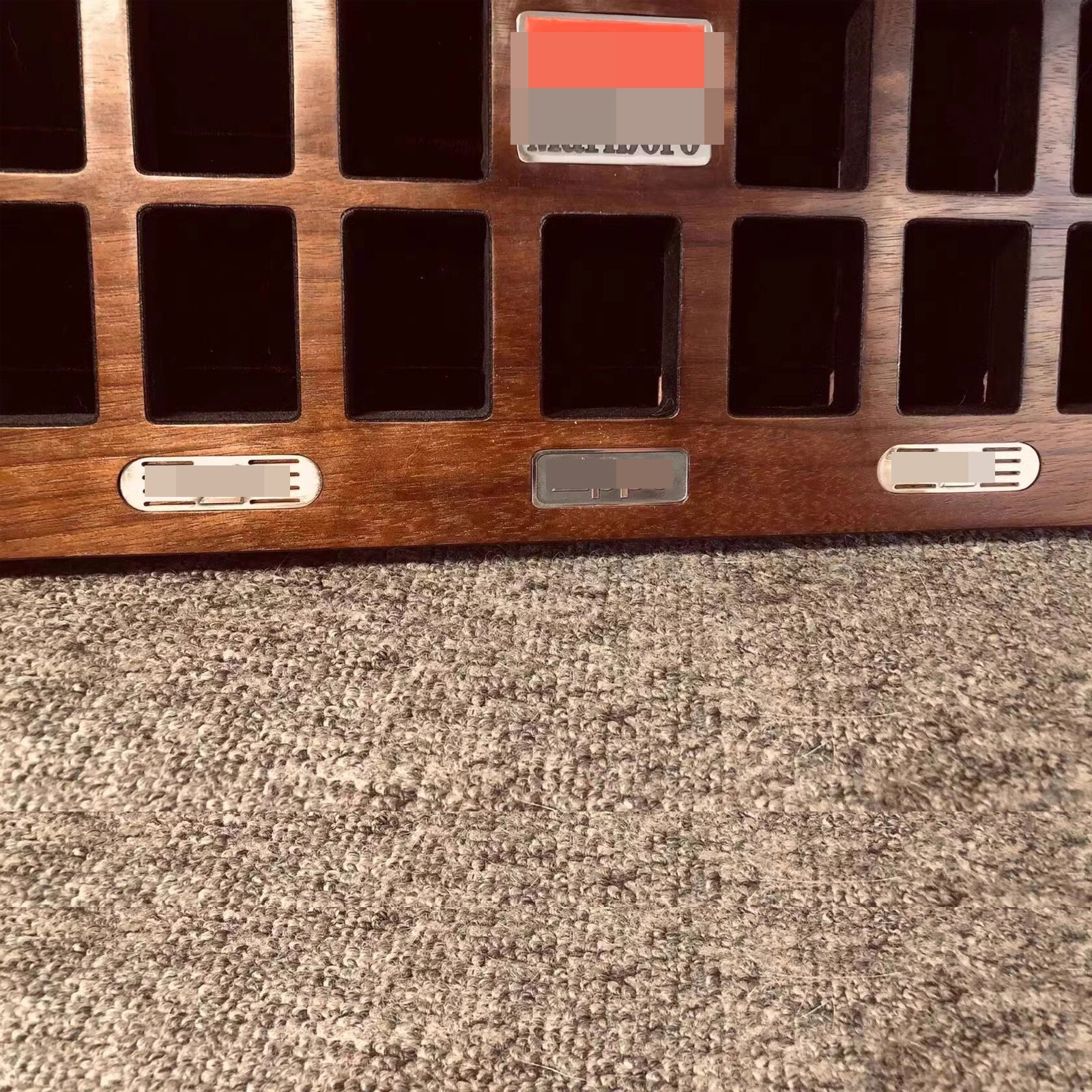 20 Slot Advanced Black Walnut Collection Display Case – For Zippo Lighters
