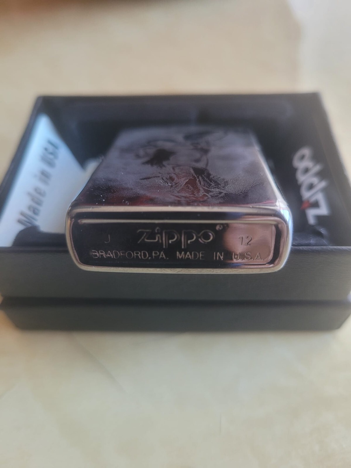VERY RARE. SEDUCTIVE SILHOUETTE SEXY PICTURE 2012 JAPAN. BRAND NEW ZIPPO