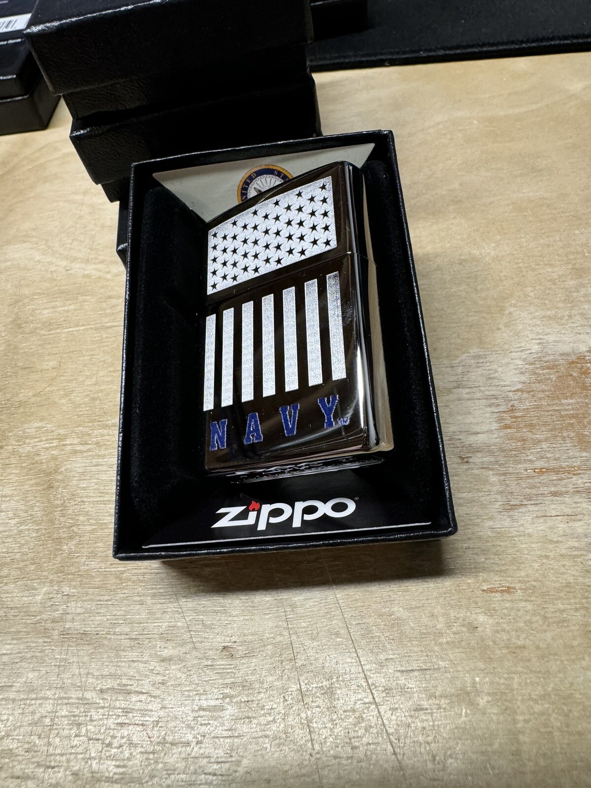 Zippo US Navy Logo with Flag on Chrome Silver Lighter – 250 – New