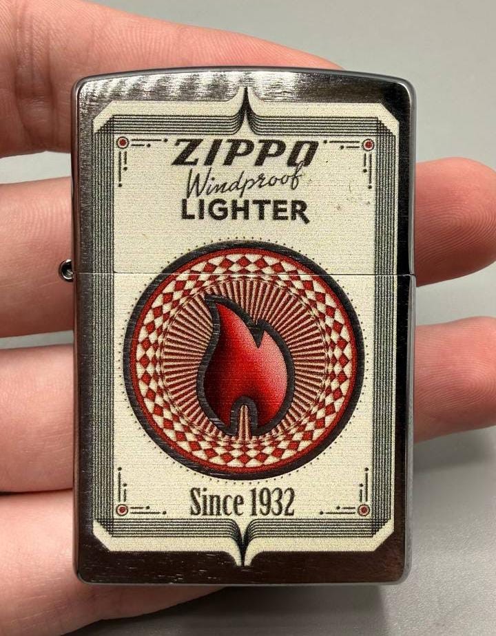 Zippo 2015 Trading Cards Lighter 28831 Brushed Chrome Since 1932 Unfired NOS