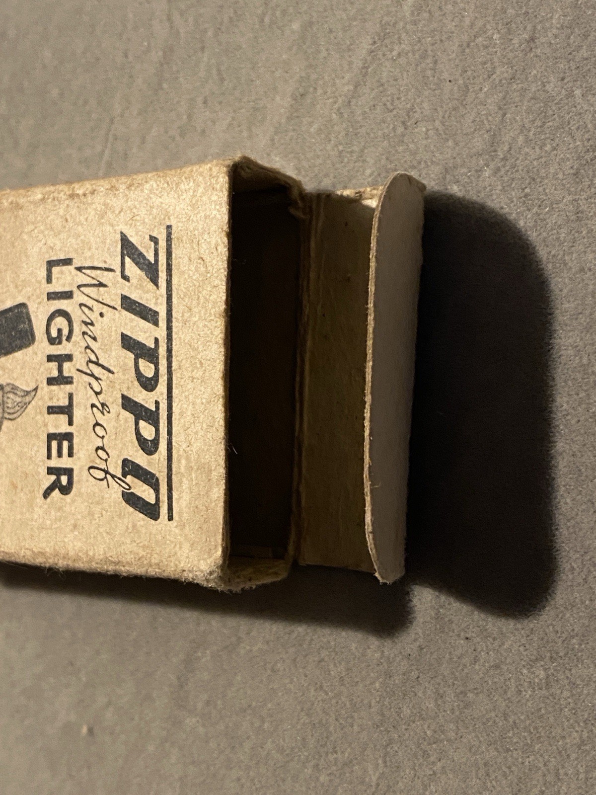 1930s 1940s Zippo Lighter 3 Barrel hinge Black W/ Artwork In early Box