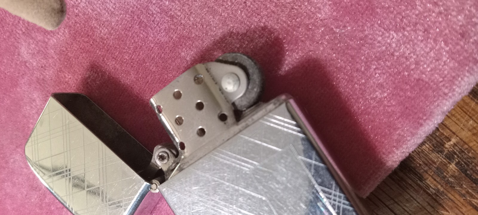 Two Vintage silvertone Zippo Lighter Slim Florentine & Plaid Zippo No engraving