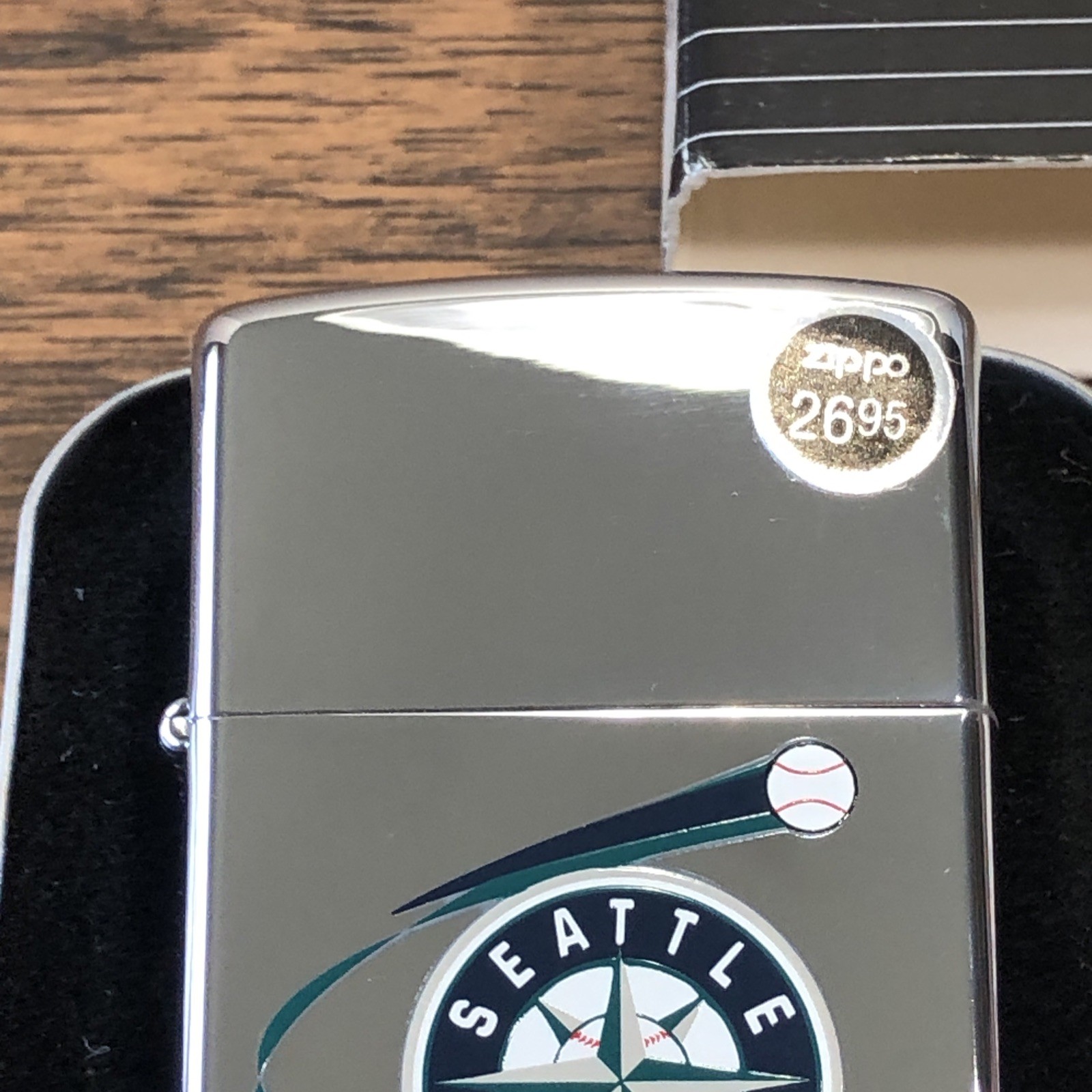 Rare 2001 MLB Seattle Mariners Polished Chrome Zippo Lighter Unstruck w/ Seal