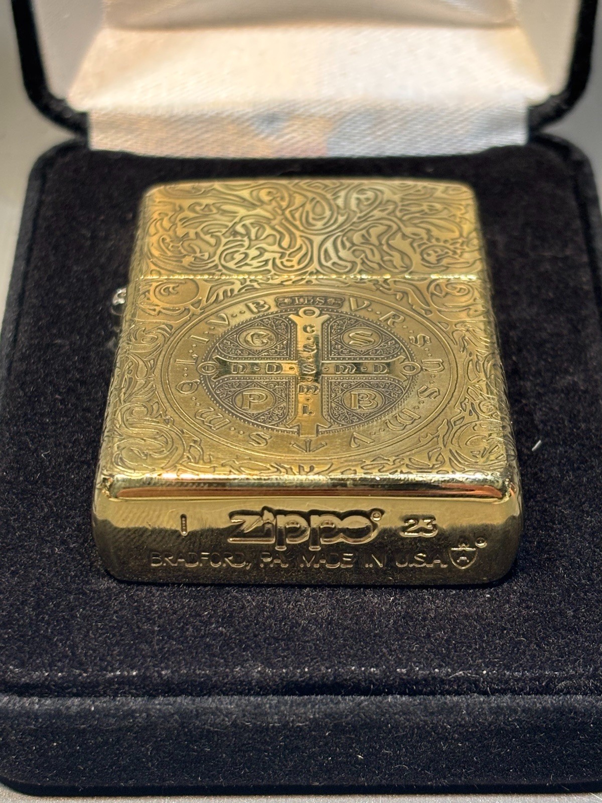 RARE Zippo Lights Armor 5-side Constantine in velvet Box