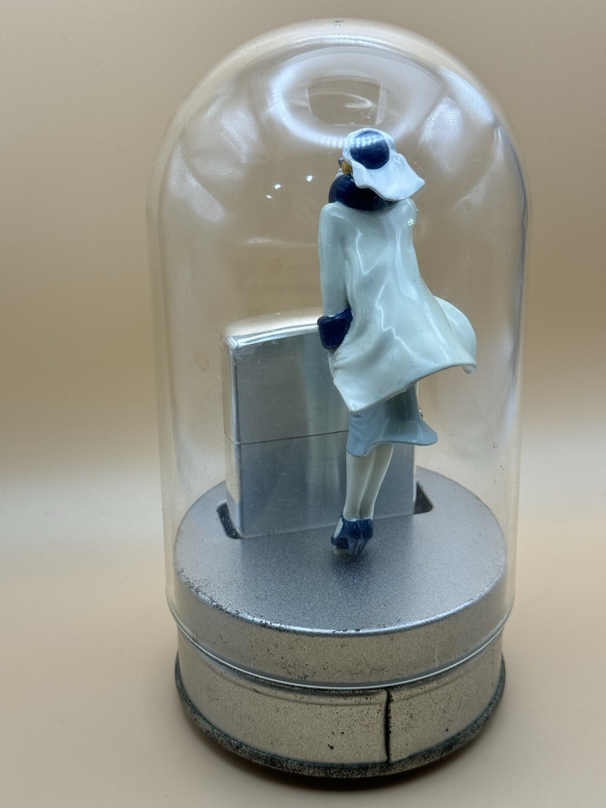 Limited Rare Vintage 1996 Windy Girl Music Box Japan Zippo Lighter New # 1295