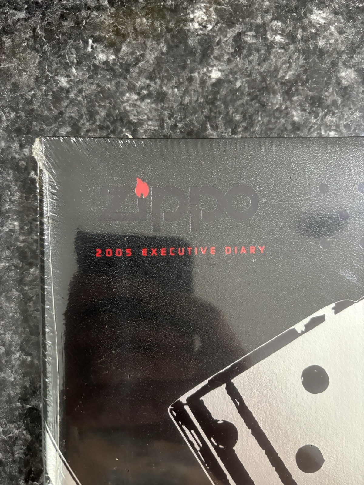 Vintage Zippo 2005 Executive Diary Sealed Free Fast Shipping