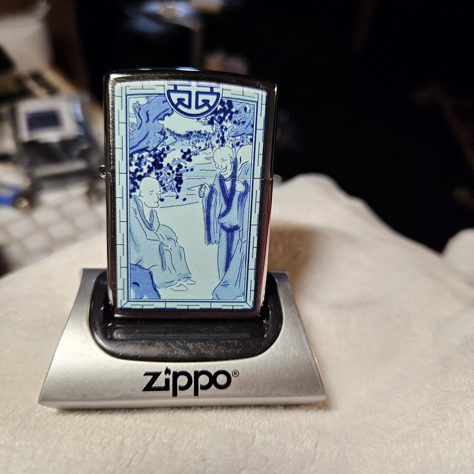 2015 Zippo Lighter Chinese Scene Men Talking Brushed Chrome New In Box