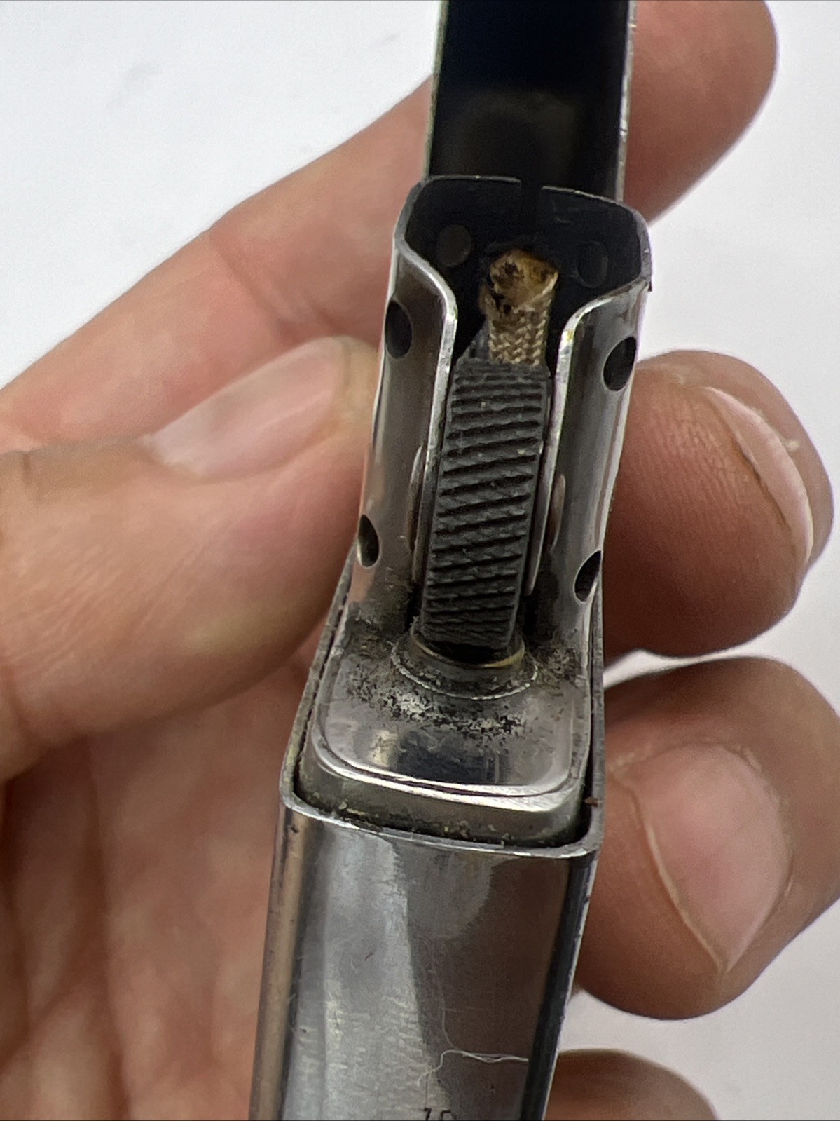 VINTAGE 1937-50 ZIPPO MILITARY DEPT OF NAVY LIGHTER