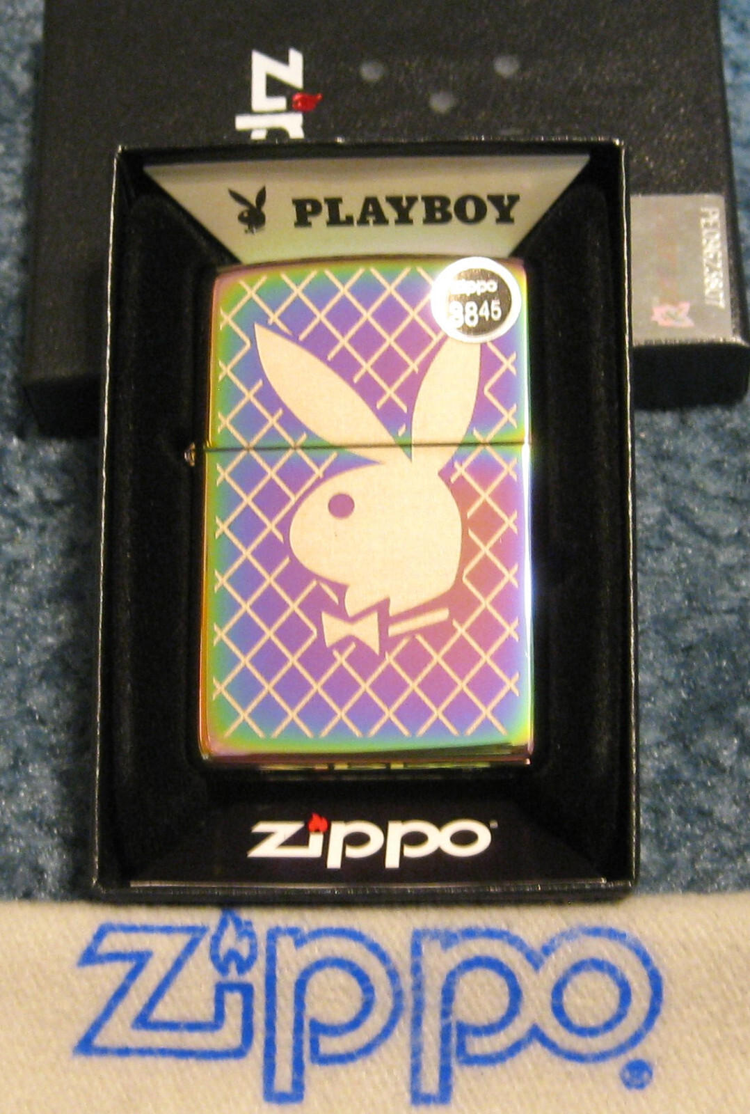 ZIPPO PLAYBOY Lighter DIAMOND PATTERN Rabbit Head Logo MULTI COLOR 49523 NEW