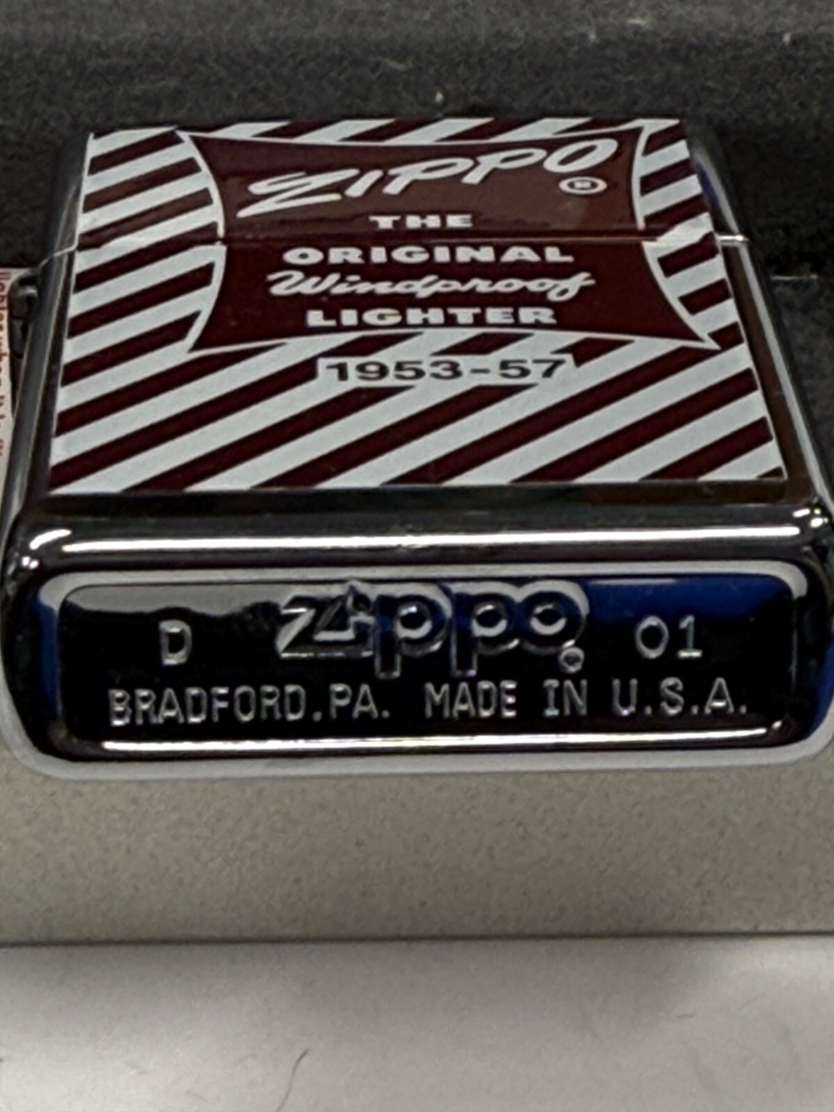 2001 ZIPPO 1953-57 CANDY STRIPE BOX DESIGN LIGHTER SEALED IN BOX B717