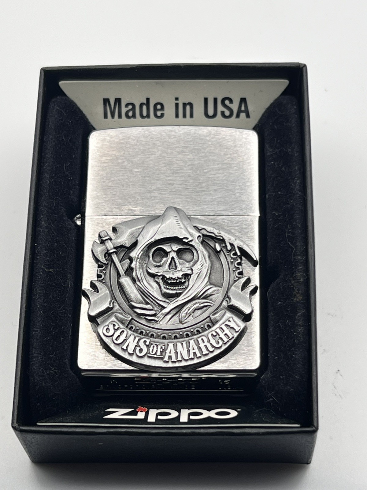 Brand New 2015 ZIPPO Lighter Awesome SONS OF ANARCHY EMBLEM Brushed Chrome Case