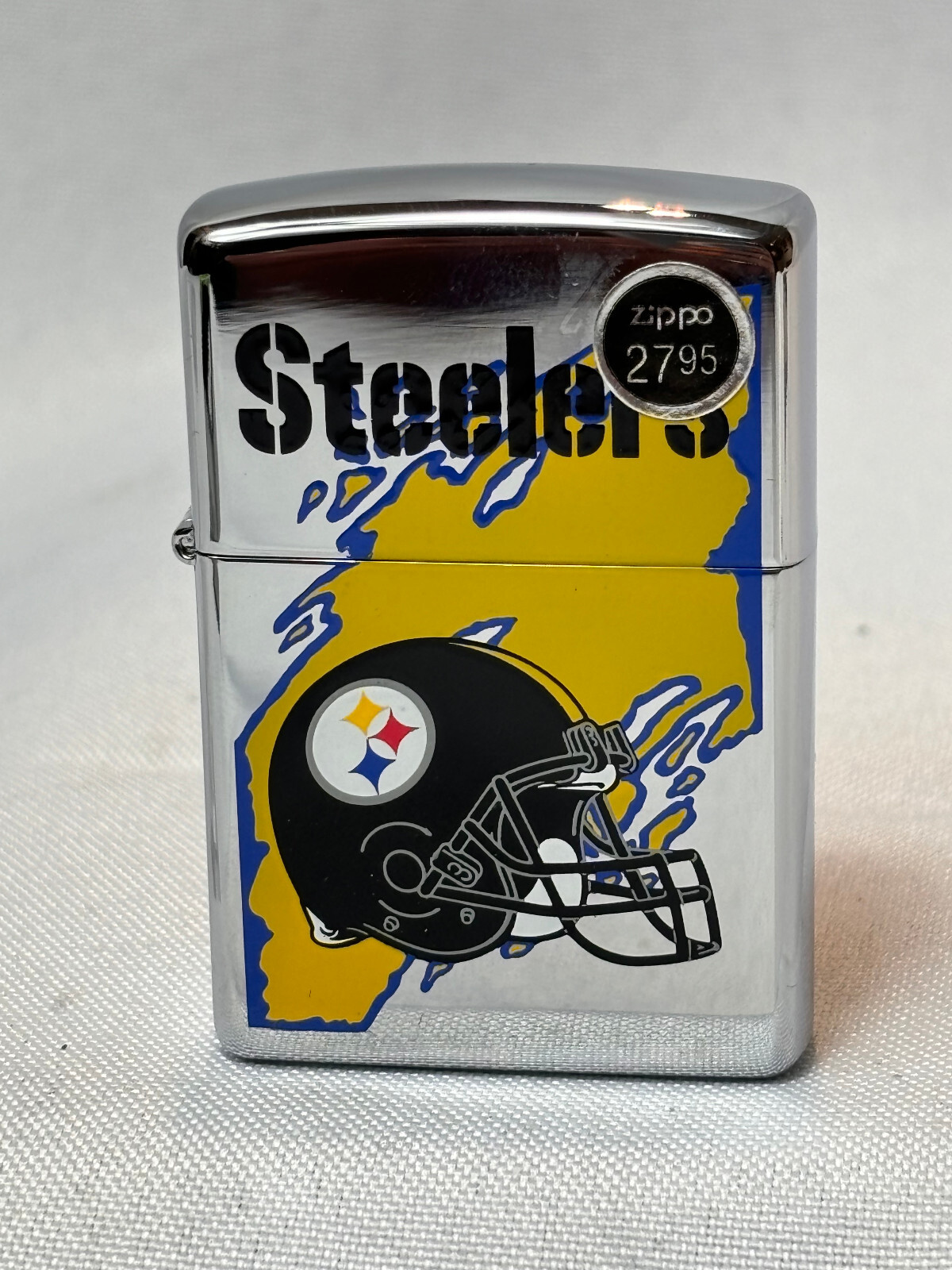 1998 Zippo NFL Lighter Pittsburgh Steelers Sticker Sealed In Tin With Sleeve