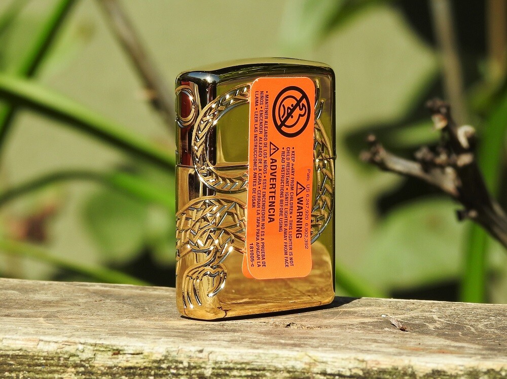 Zippo Lighter – Chinese Dragon – 360 Degrees Multi-Cut Armor Case – Gold Plated