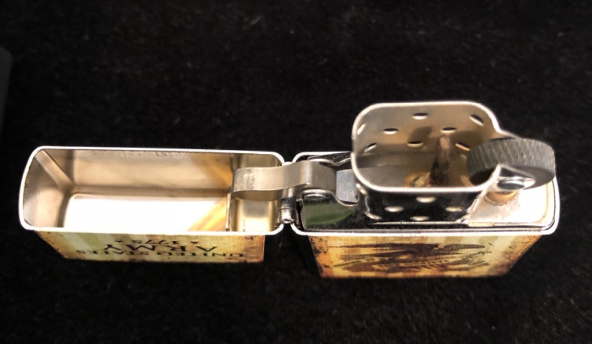 Zippo Lighter, 49315 U. S. Army, Flag with Eagle & 1775, Extra wick & flints
