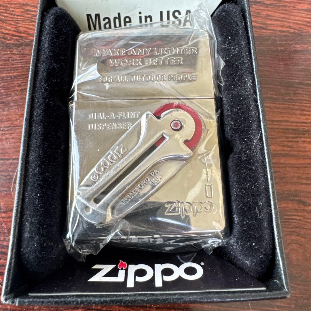 Vintage Zippo 2005 Dial-A-Flint Dispenser Metal Paste Oil Lighter with Box