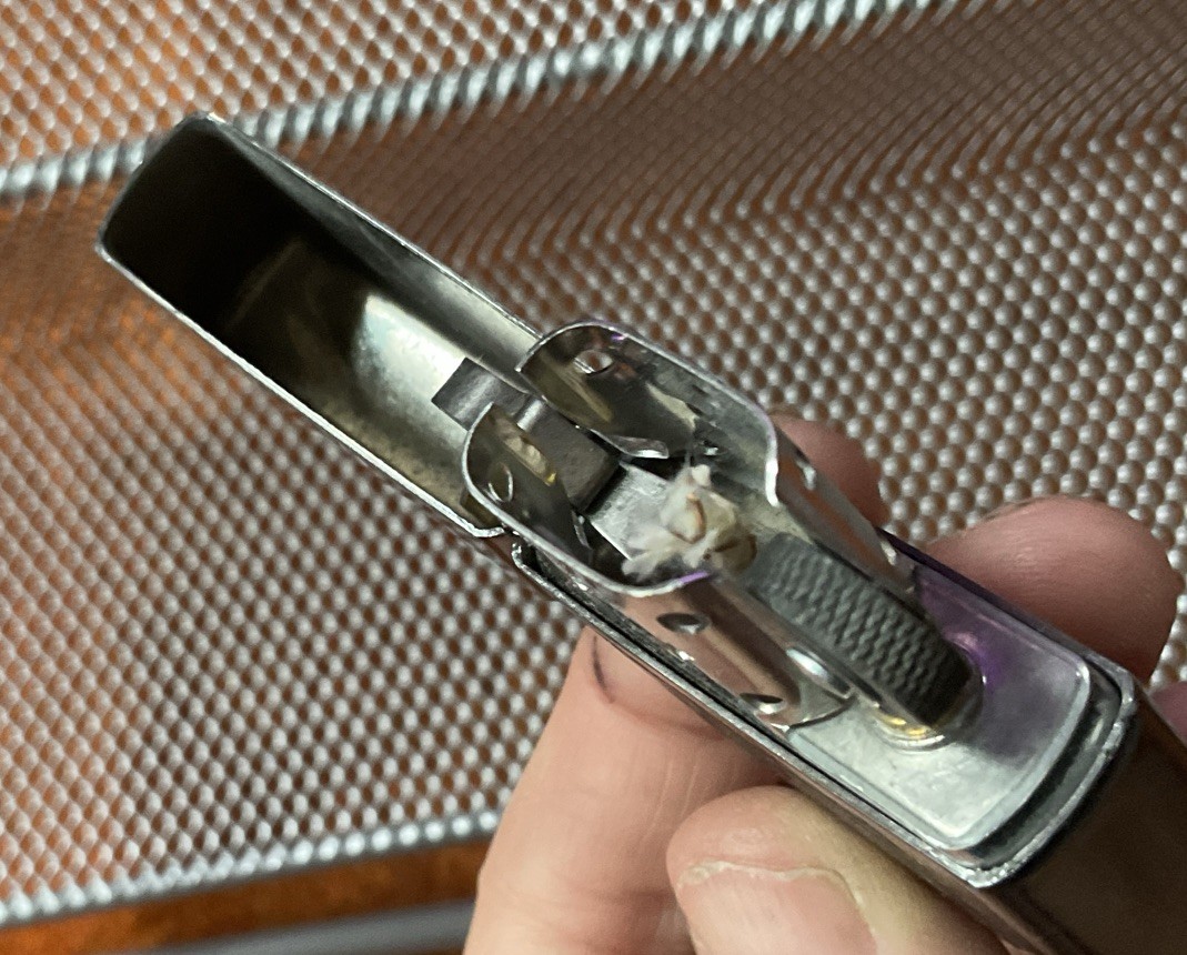 ZIPPO 2000 Advertising Lighter Custom – MICHIGAN GUN OWNERS – Pistol Logo Rare