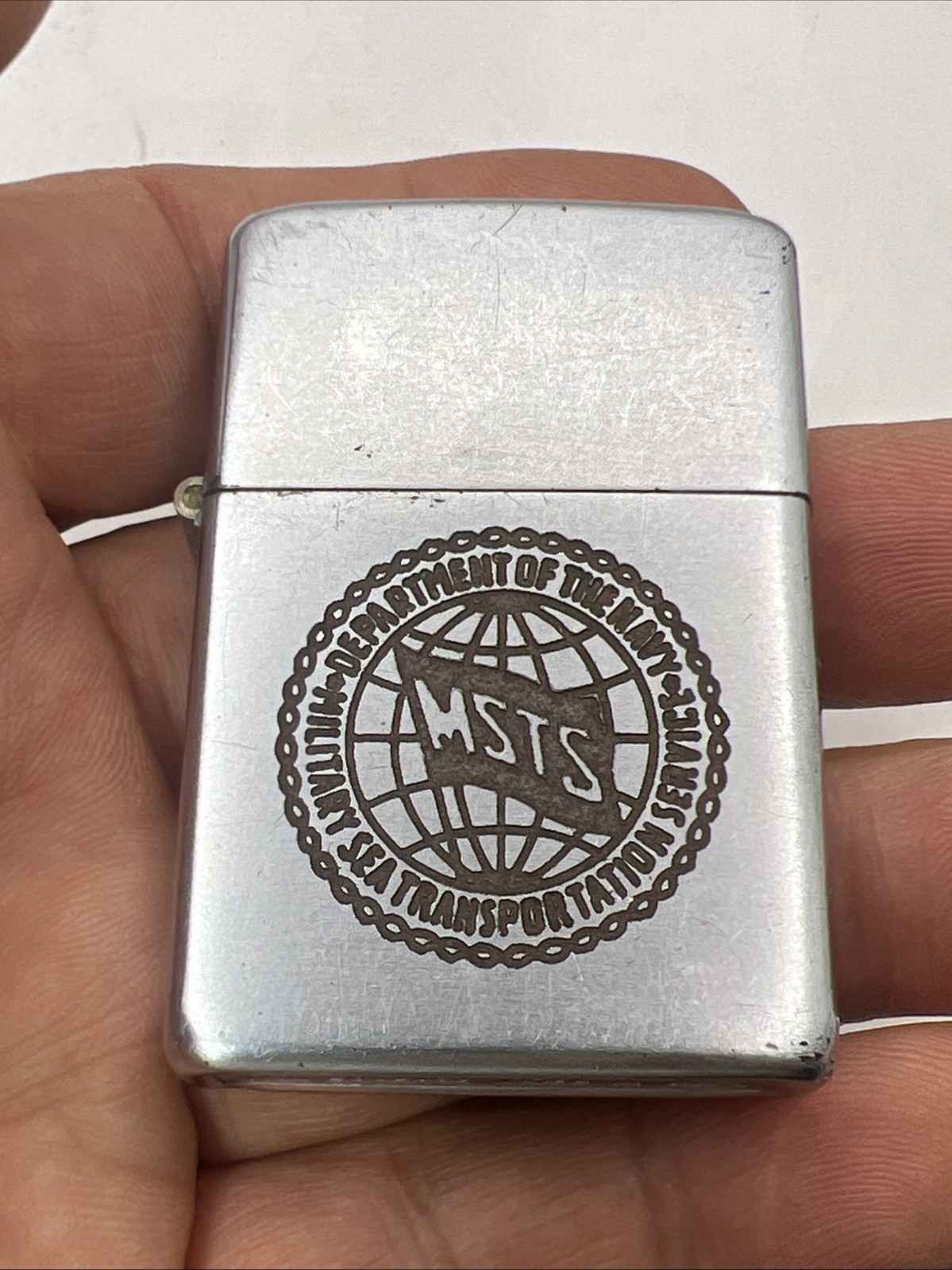 VINTAGE 1937-50 ZIPPO MILITARY DEPT OF NAVY LIGHTER