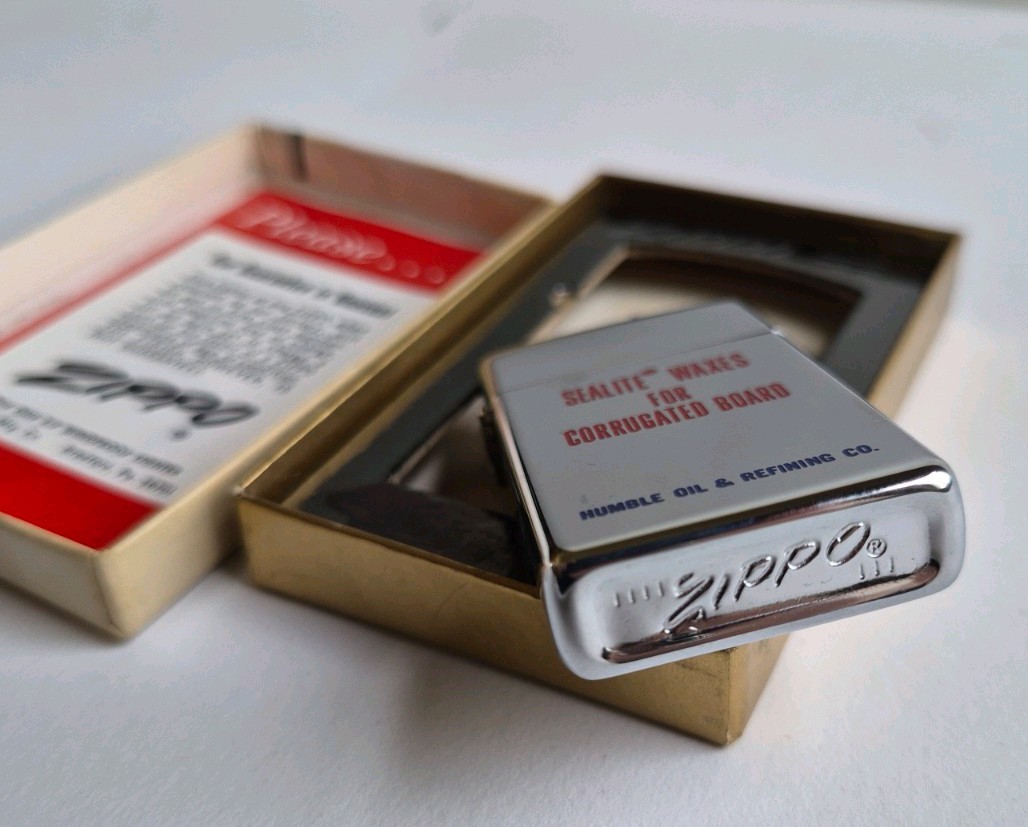 NOS Vintage Humble Oil Company Sealite Waxes Advertising Zippo Lighter w/ Box