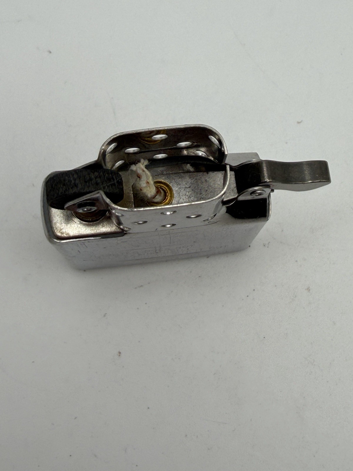 Vintage 2000 Chrome Zippo Lighter Insert New