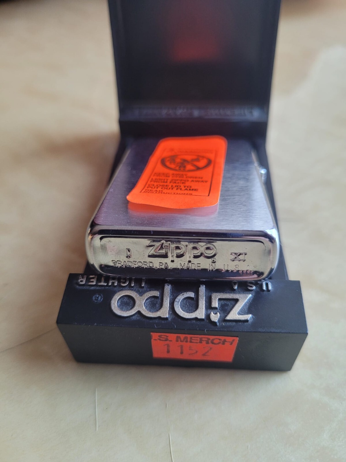 RARE ENGLISH POINTER SETTER DOGS 1995 ZIPPO LIGHTER MINT IN BOX