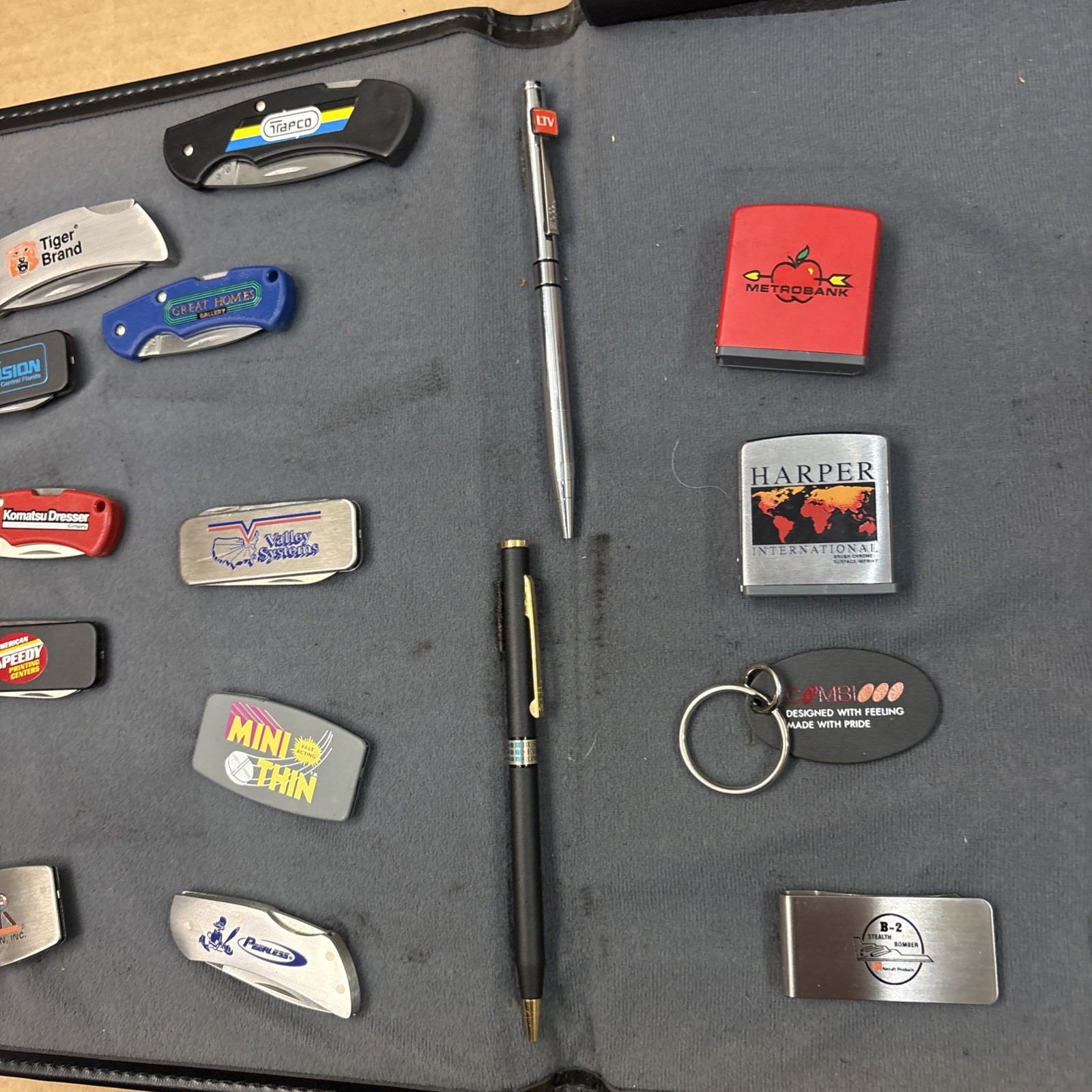 Zippo Salesman Sample Kit Money Clip Keychain Folding Knife Ziplight