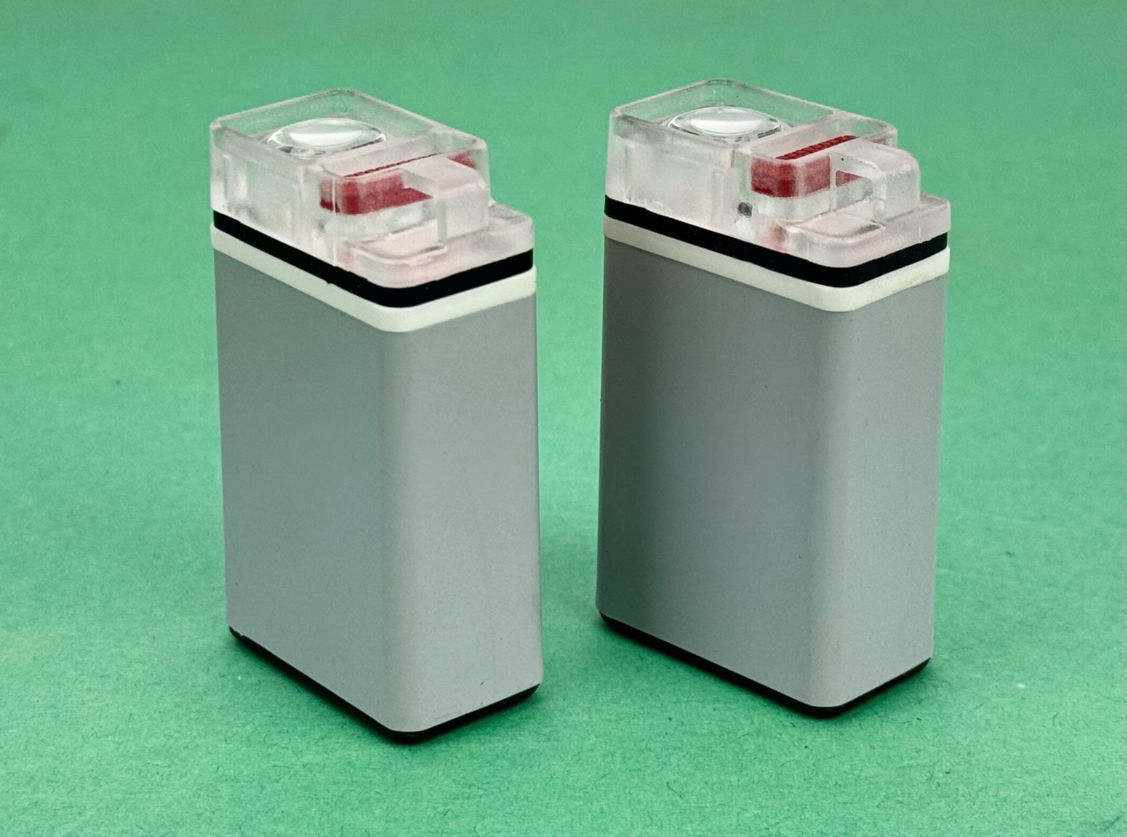 Lot of (2) New ZIPPO 6-in-1 Constant Light Flashlight #140000 TESTED