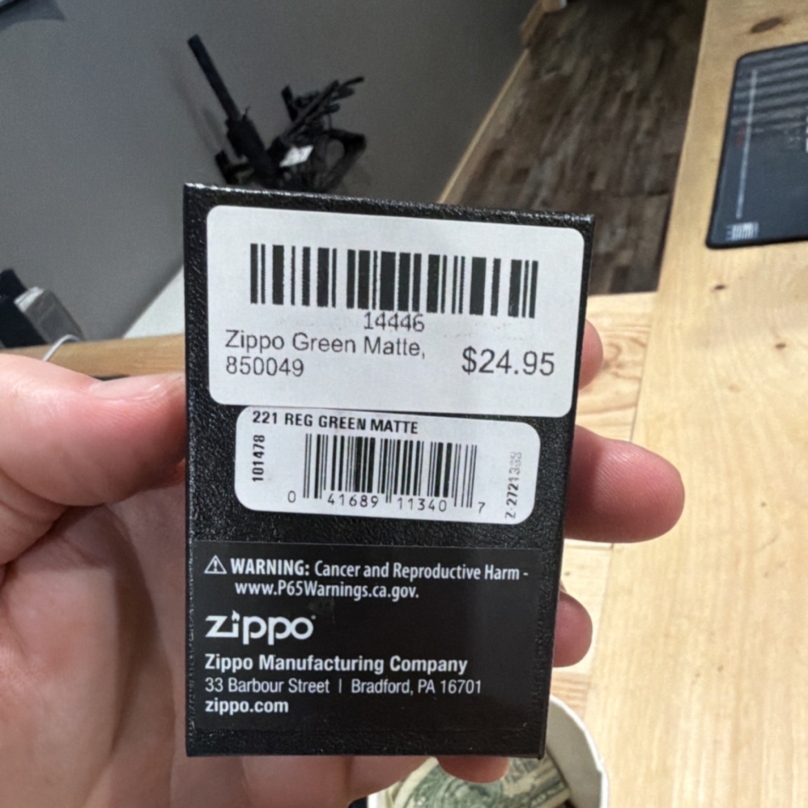 Zippo Green Matte 221 REG GREEN MATTE Collectible Lighter Made in USA