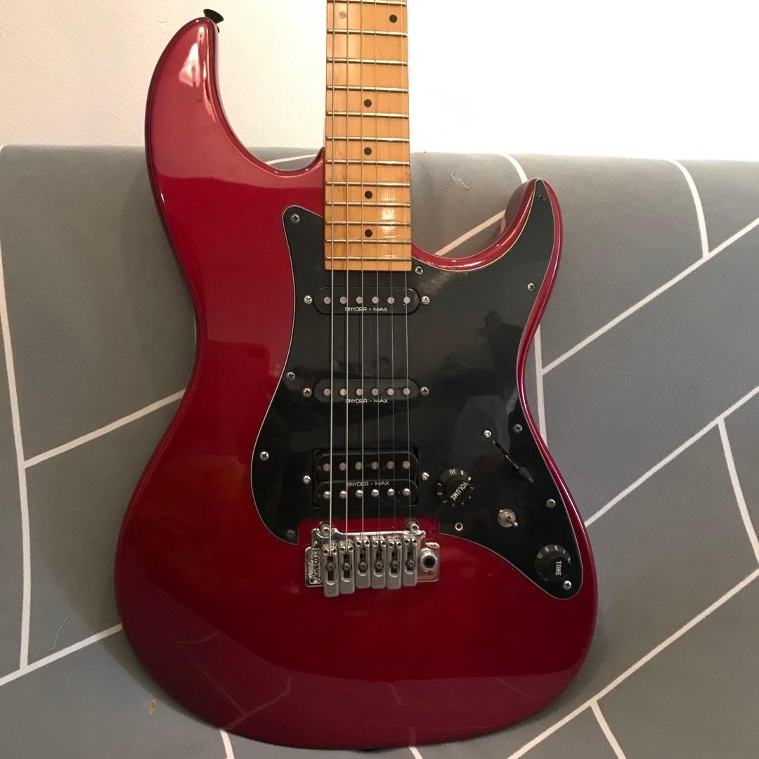 Helios S305 Stratocaster HSS