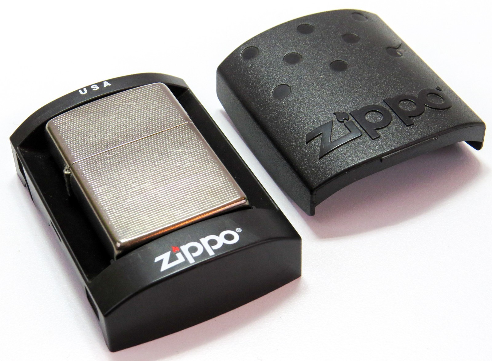 Zippo 2006 Horizontal Stripes Sealed Cigarette Lighter, Plastic Case/Book