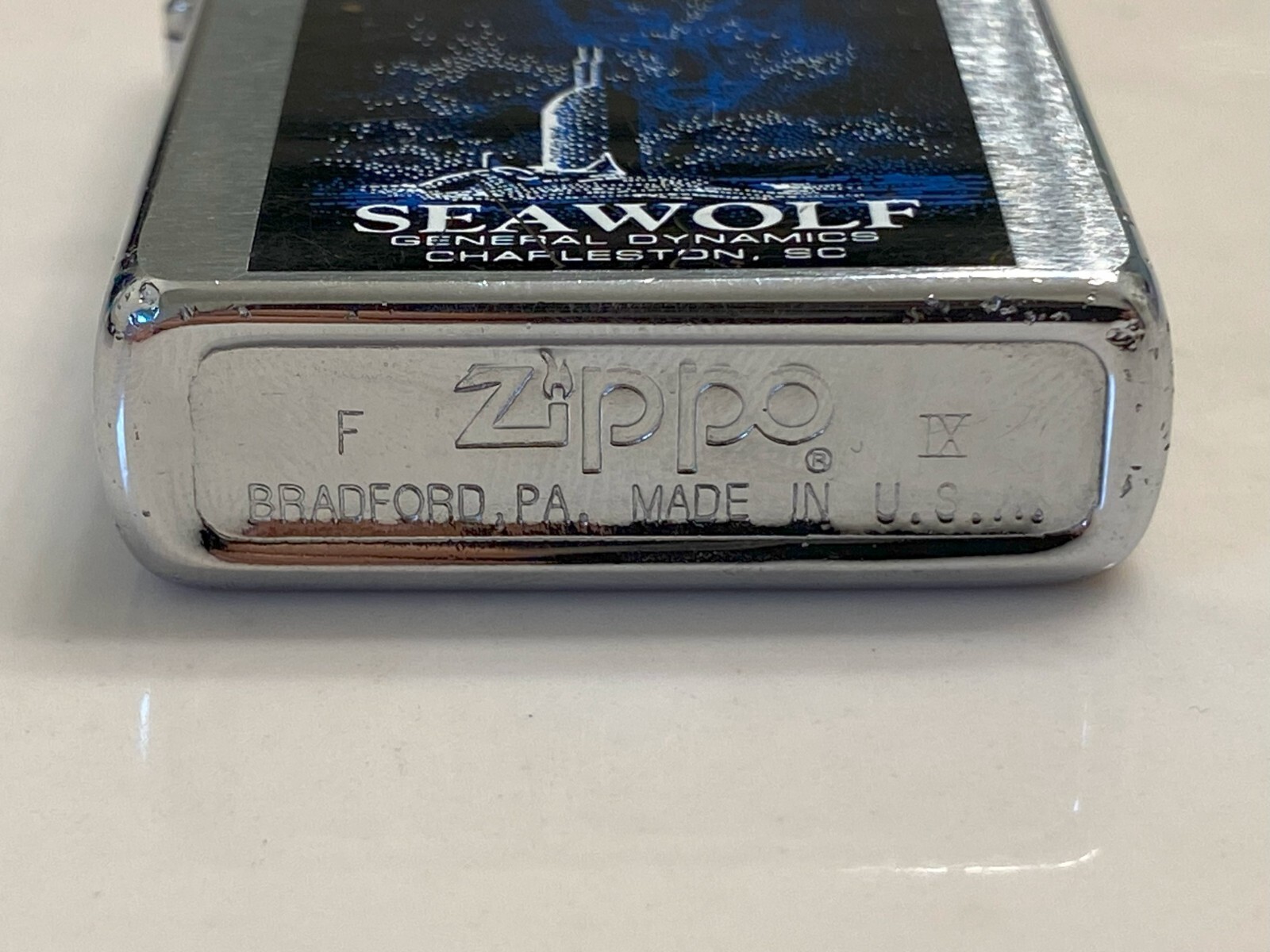 VINTAGE 1993 SEAWOLF GENERAL DYNAMICS CHARLESTON, SC ZIPPO LIGHTER W/BOX & PAPER