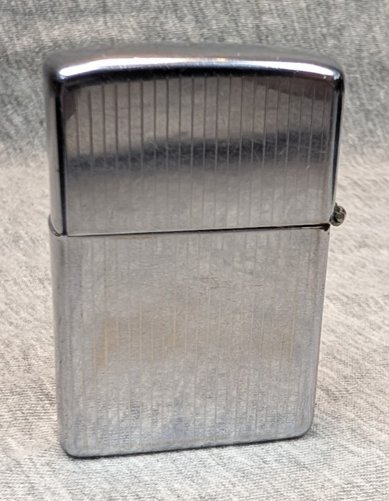 1984 Vertical Stripe Pinstripe Zippo Lighter Non Engraved P/R