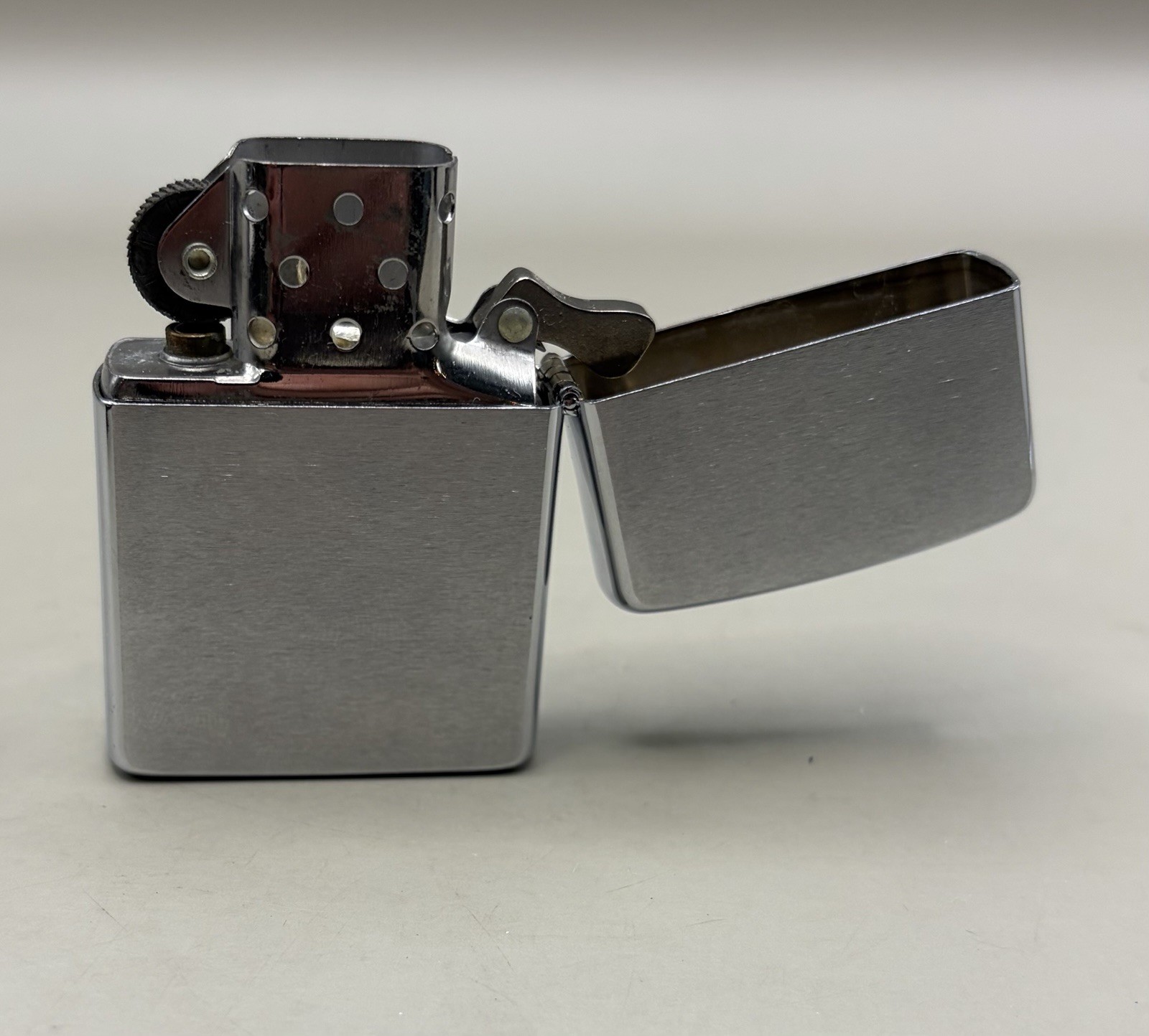 1991 Zippo NRA Unsmoked National Rifle Association Brushed Chrome Lighter & Box