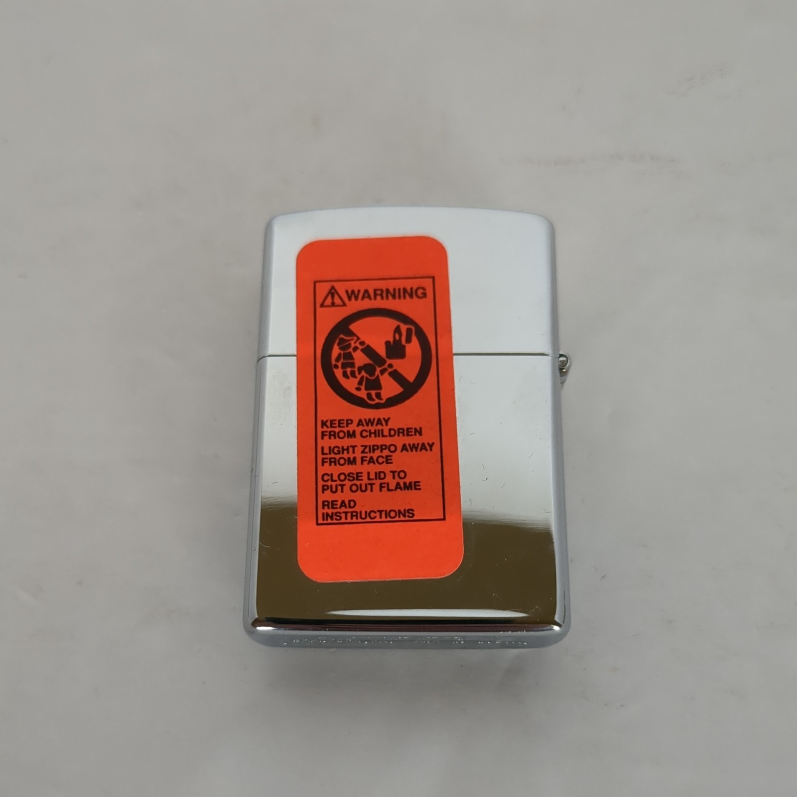 ZIPPO LIGHTER „THE VARGA GIRL 1935“ IN ORIGINAL TIN BOX, UNTORCHED/UNUSED