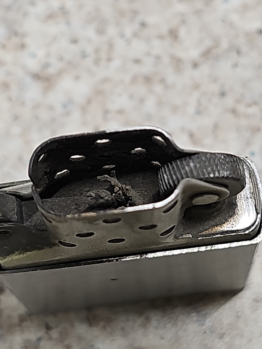 Vintage 1977 ||| ZIPPO || With Black Leather Case For Belt