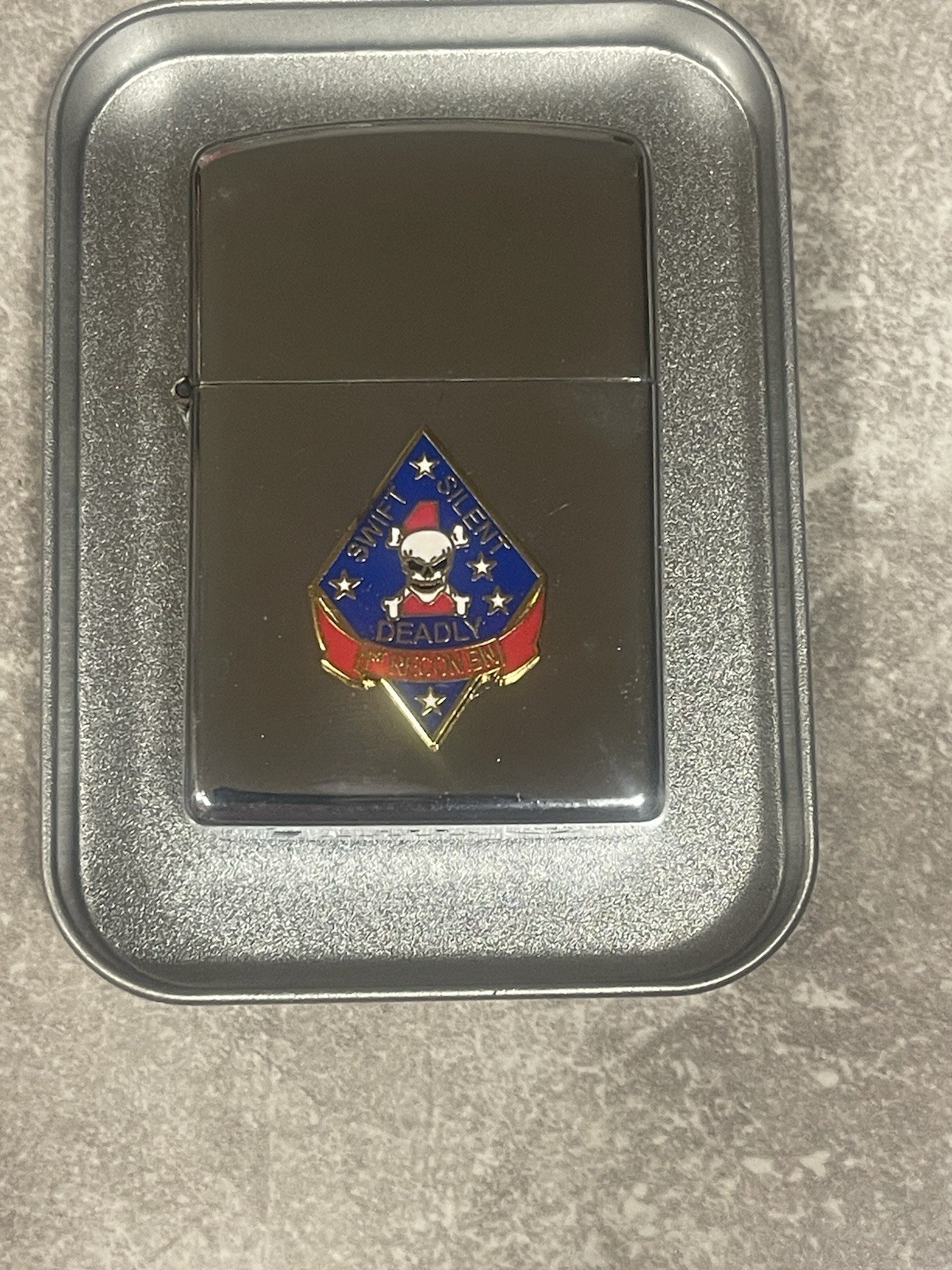 Military Earth Star Chrome Lighter 1st Reconnaissance Battalion Marine