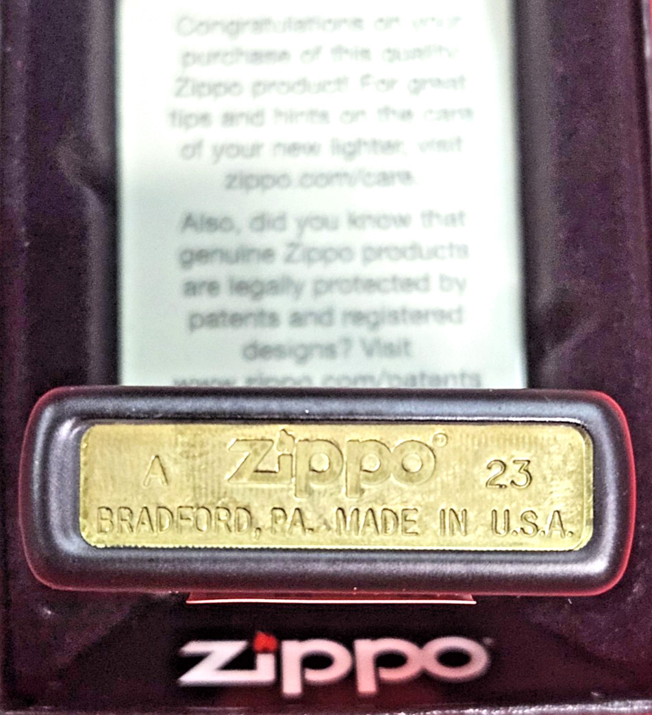 Zippo 49771 Lighter Skull Design Flamingo New Old Stock