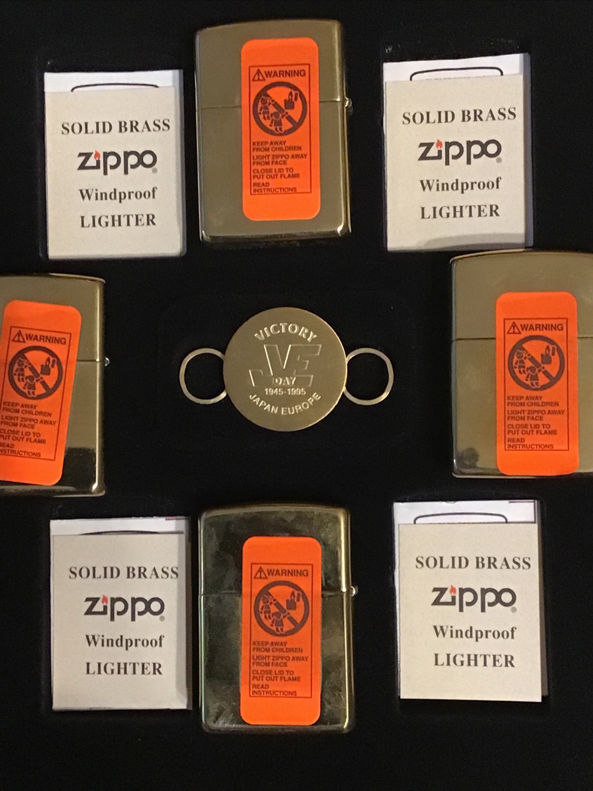 Zippo „Vol 1 World War II“ Zippo Lighter Set Mint With Stickers In Case RARE