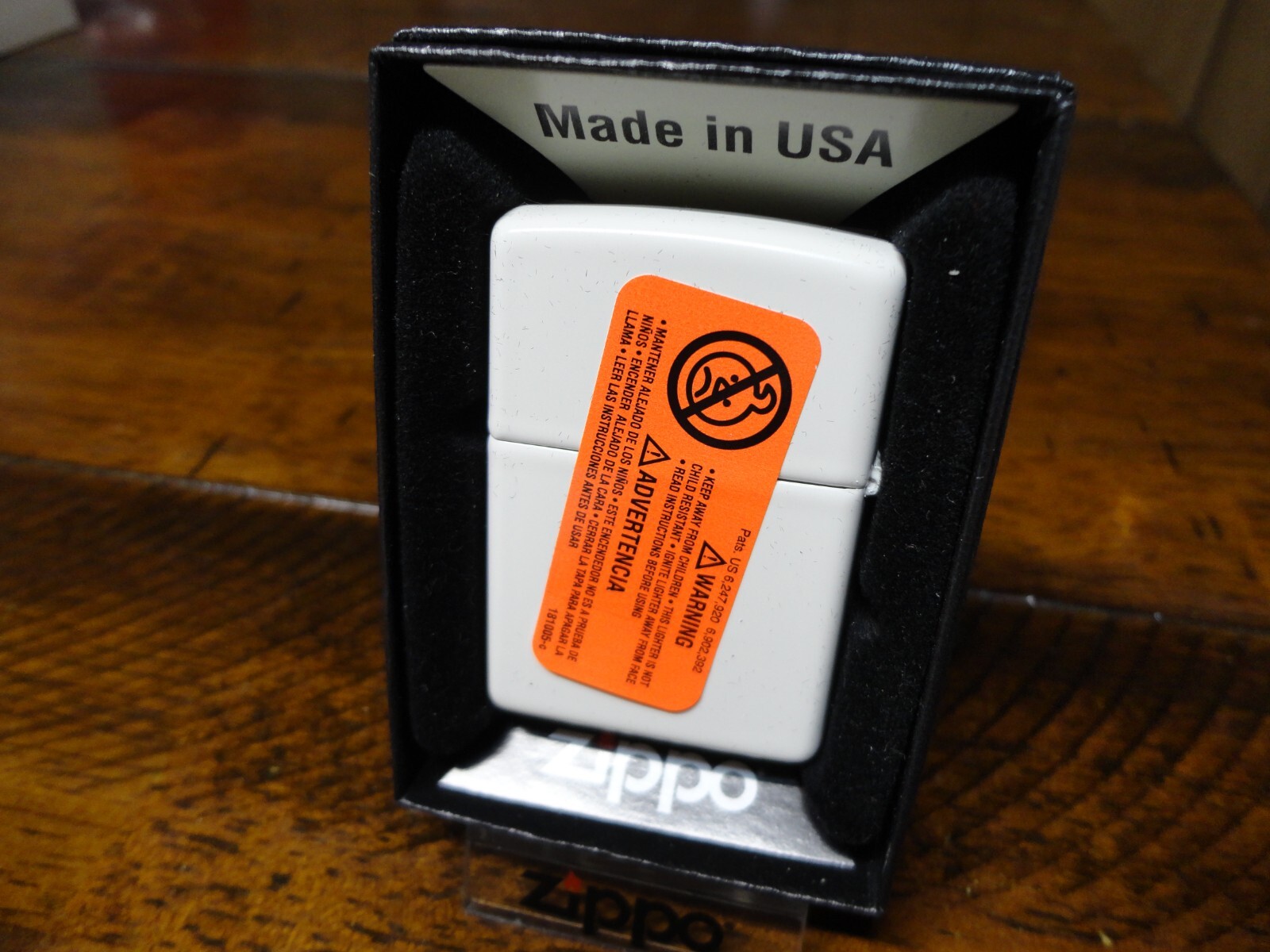 ZIPPO CASE VISITORS CENTER EASTER EGGS 3-D PRINTED ZIPPO LIGHTER MINT IN BOX