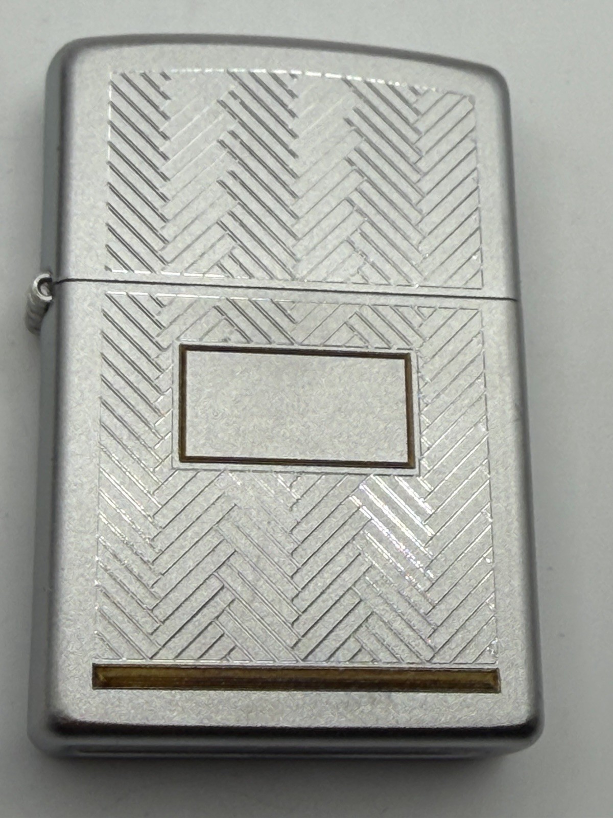 Vintage 2012 Herringbone Chrome Zippo Lighter New B5